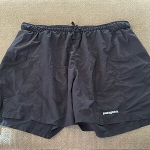 Patagonia Black Lined Women’s Athletic Shorts Size XL (TD)